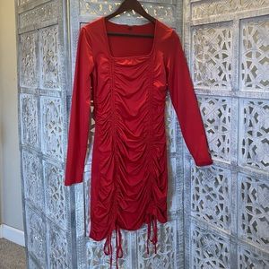 Long sleeve adjustable length red dress
